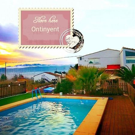 Los Amigos De Claude & Joanna Ontinyent Dış mekan fotoğraf