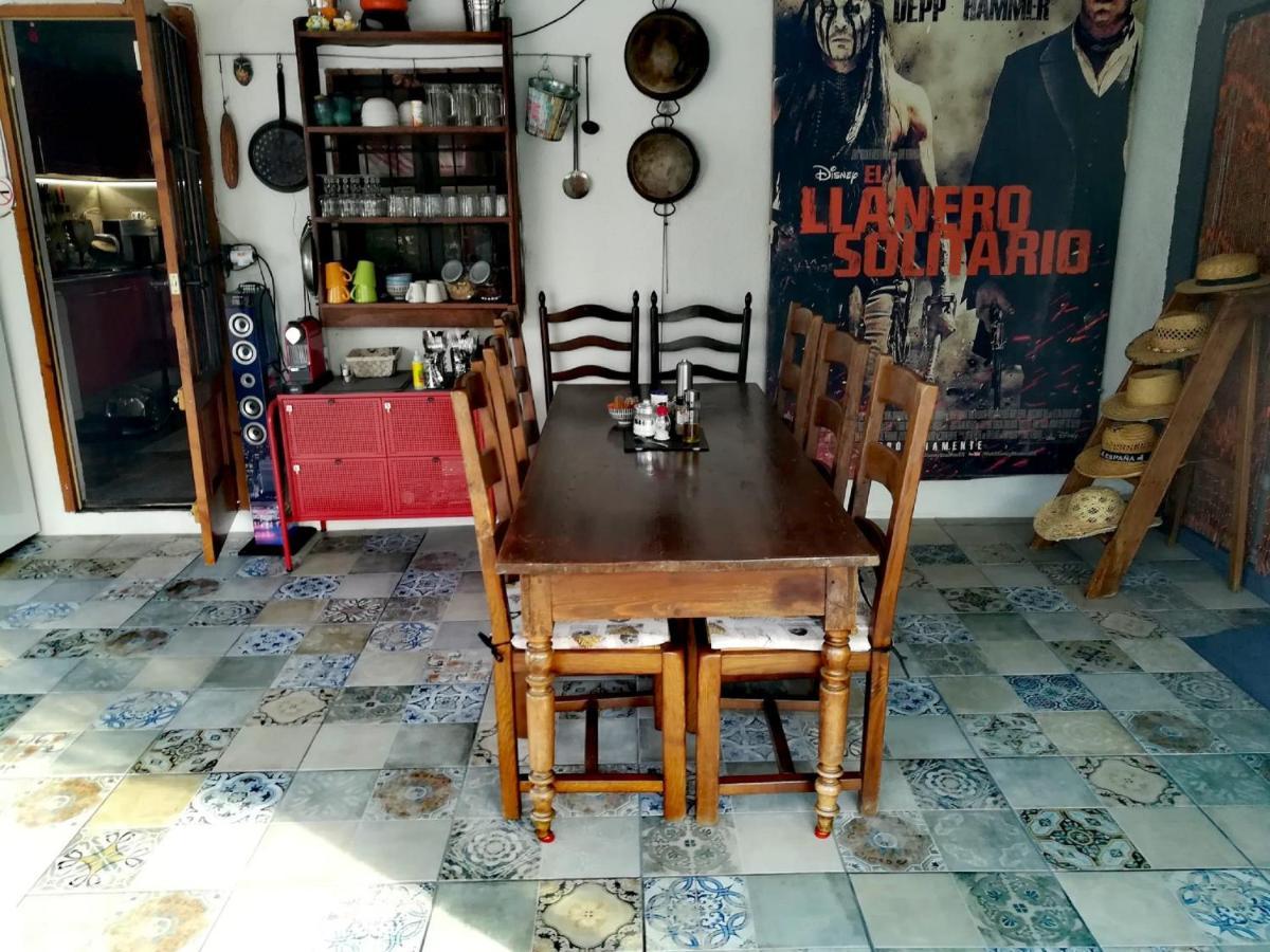 Los Amigos De Claude & Joanna Ontinyent Dış mekan fotoğraf