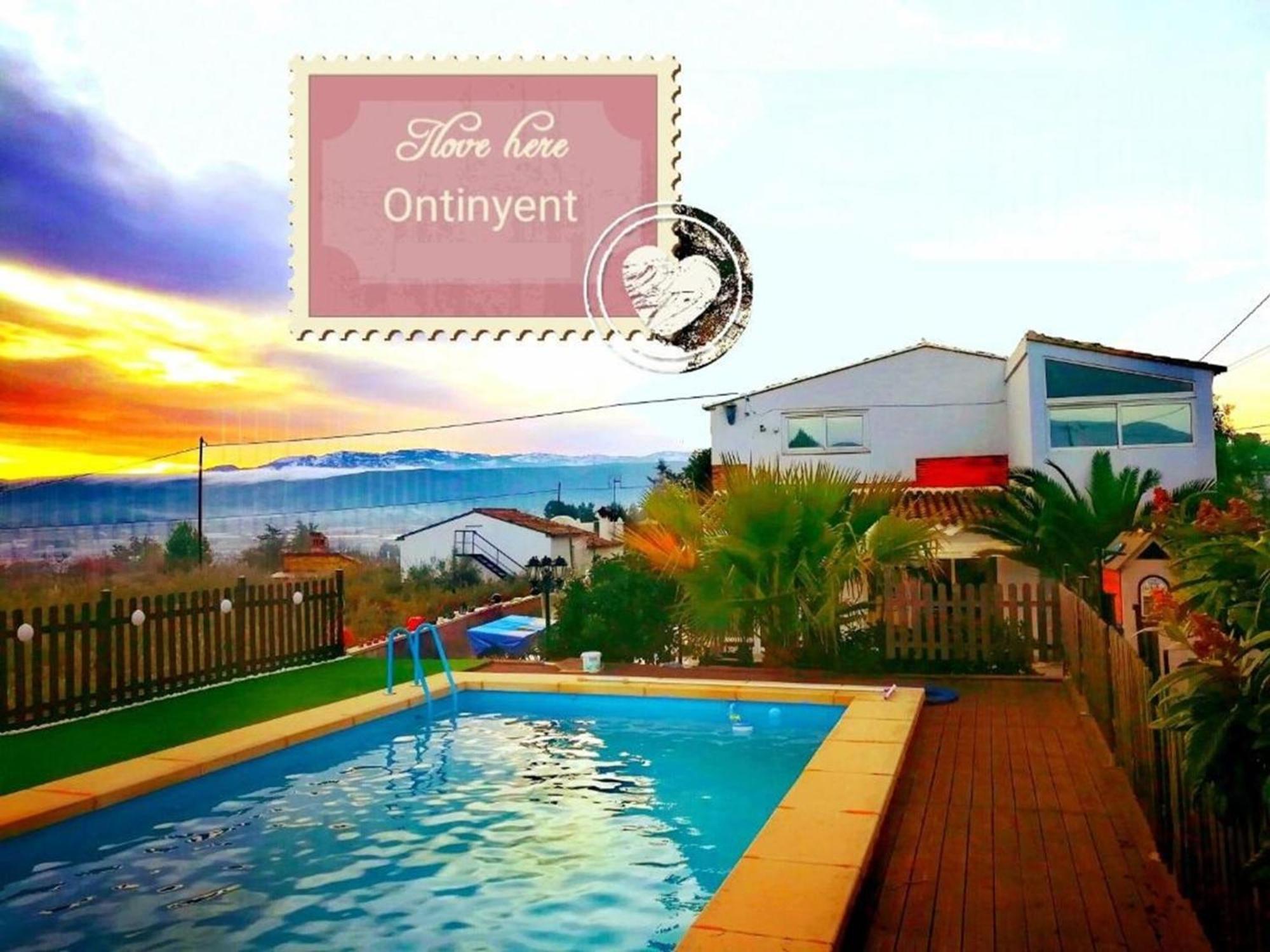 Los Amigos De Claude & Joanna Ontinyent Dış mekan fotoğraf